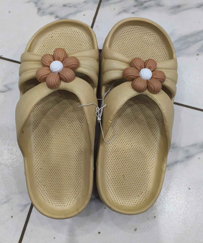 Flower Bakal slippers